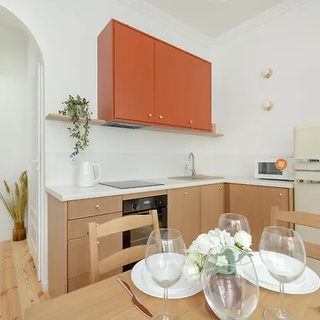 Apartment Comfortable & Bright By Renters Rzeszow